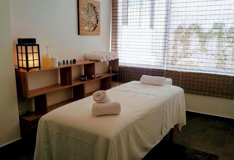 Casa Luis Apartments