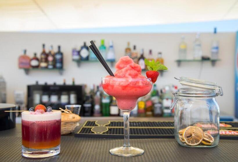 Casa Luis Apartments