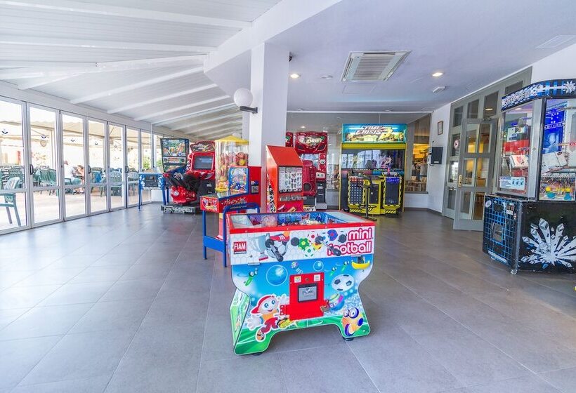 Eix Lagotel Holiday Resort