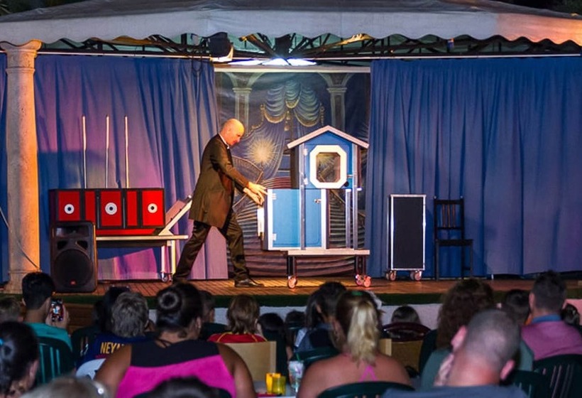 Eix Lagotel Holiday Resort