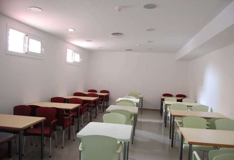 Estrella De Mar Youth Hostel