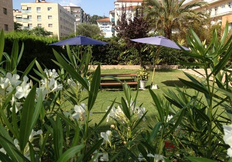 Estrella De Mar Youth Hostel