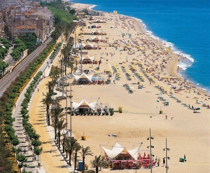 Estrella De Mar Youth Hostel