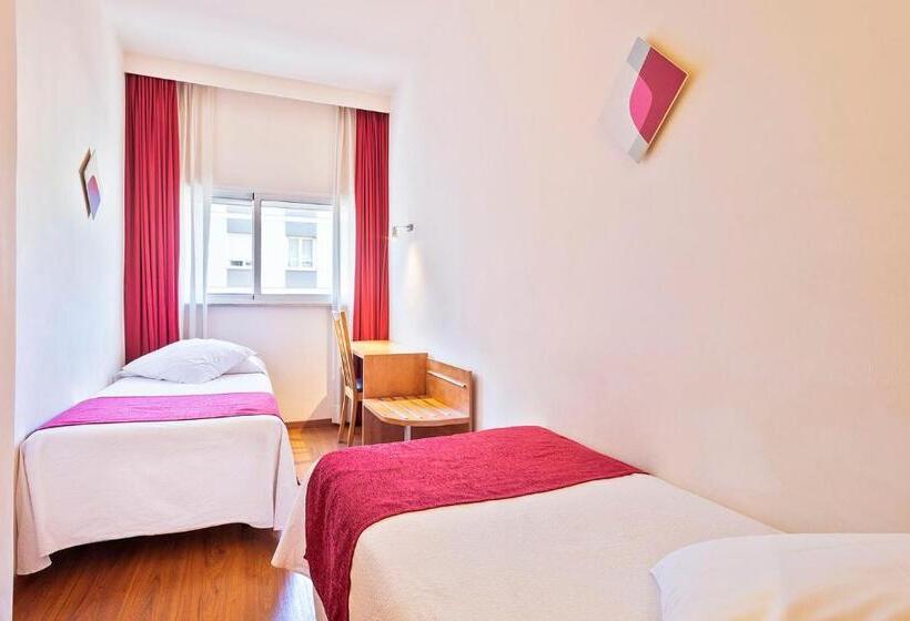 Отель Acta Antibes