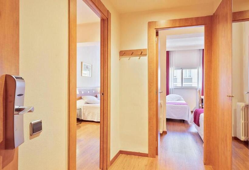 Отель Acta Antibes