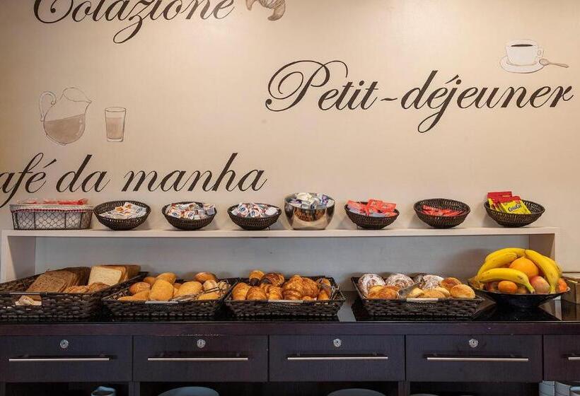 Отель Acta Antibes