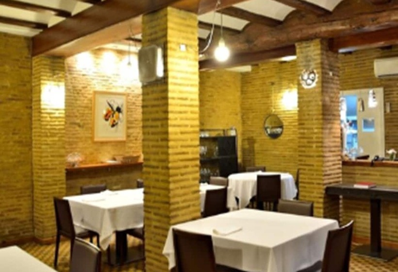 فندق Ad Hoc Monumental 1881