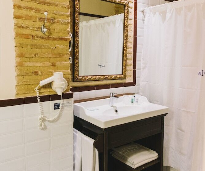 فندق Ad Hoc Monumental 1881