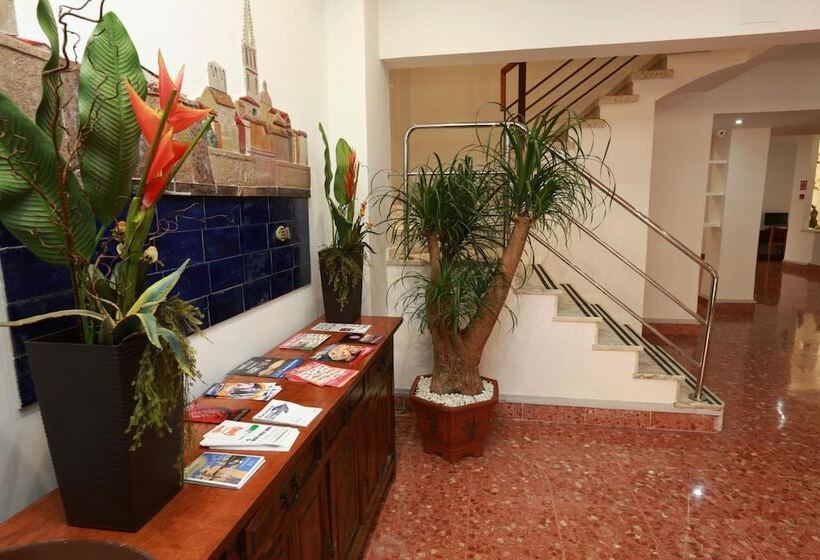 هتل Alguer Camp Nou