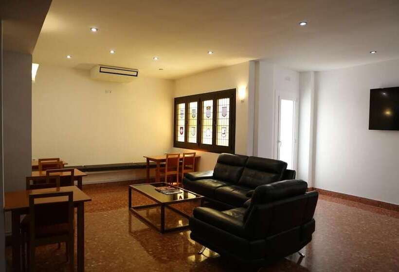 هتل Alguer Camp Nou