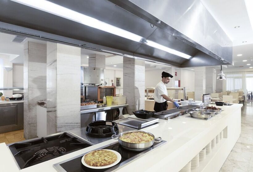 Aluasun Continental Park Hotel & Apartments