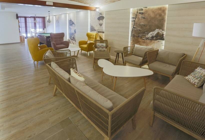 Hotel & Apartamentos Neptuno