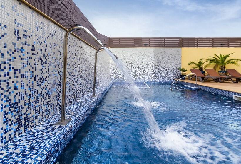 Hotel & Apartamentos Neptuno