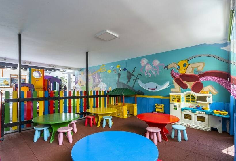 Hotel & Apartamentos Neptuno