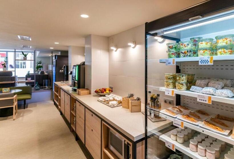 فندق Artiem Capri