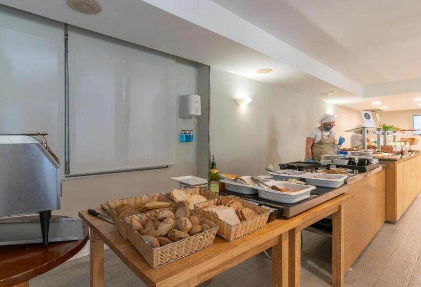 فندق Artiem Capri