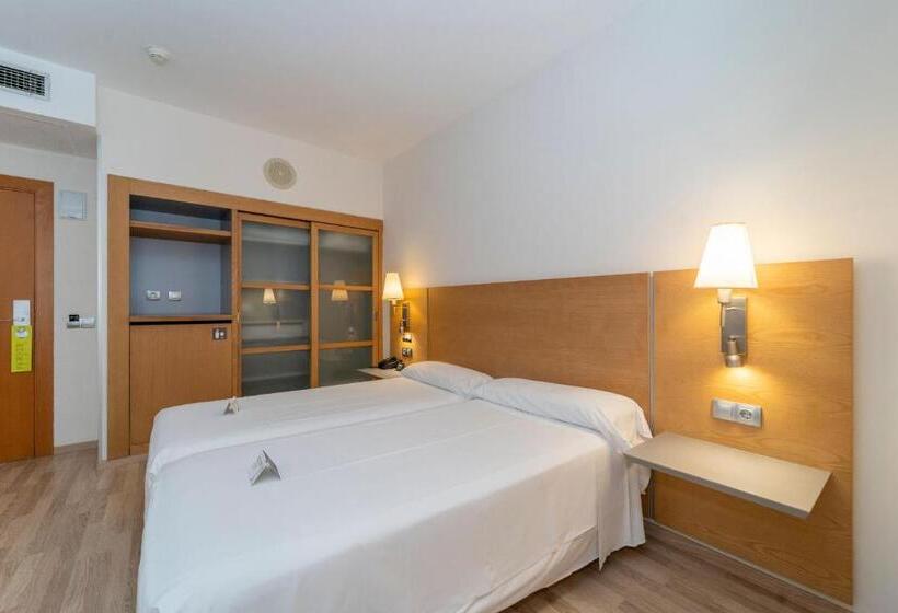 فندق Artiem Capri