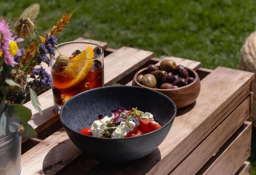 Отель Arts Barcelona