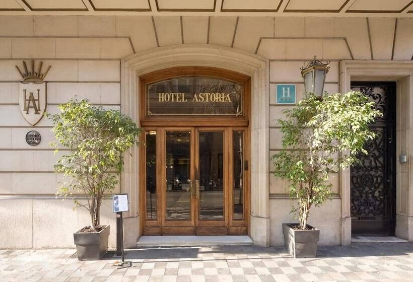 호텔 Astoria