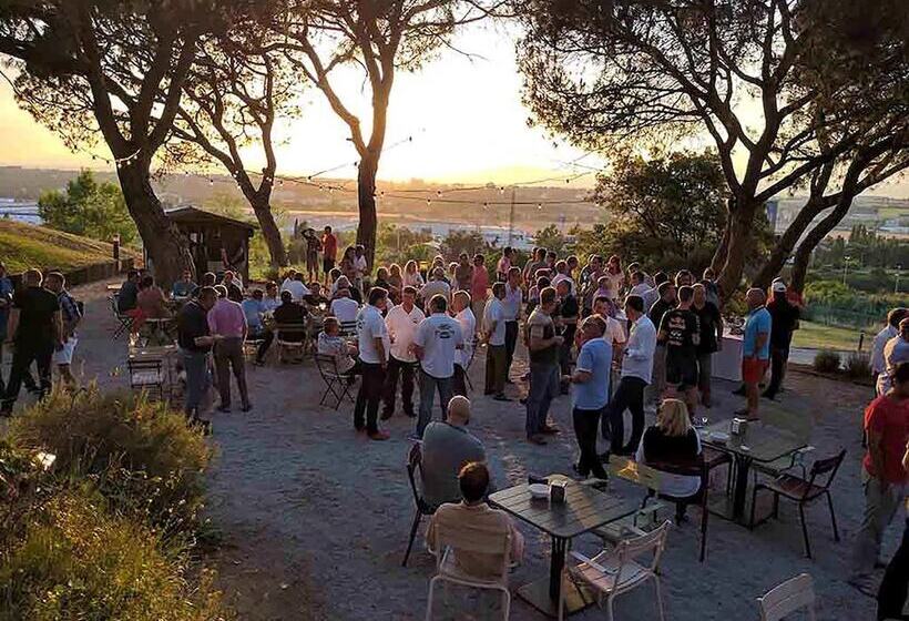 Отель Augusta Barcelona Valles