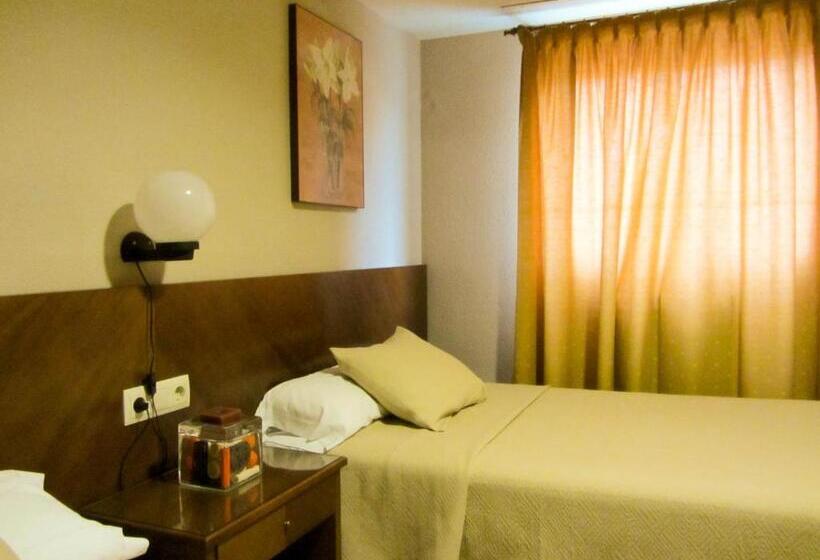 בית מלון כפרי Avenida