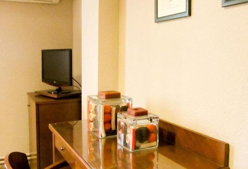 בית מלון כפרי Avenida