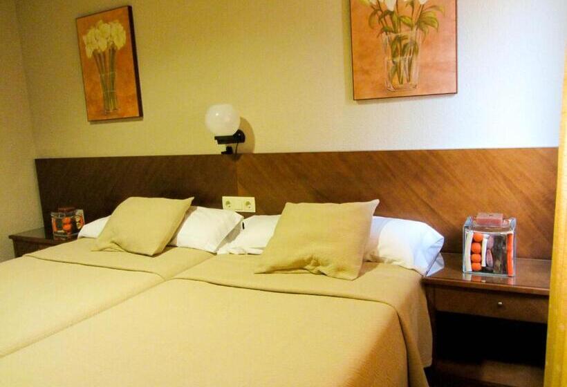 בית מלון כפרי Avenida