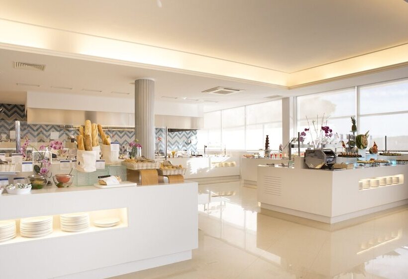 هتل Bahia Principe Sunlight Coral Playa