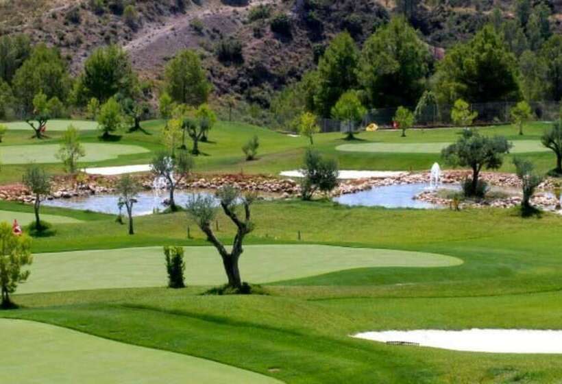 فندق Balneario De Cofrentes