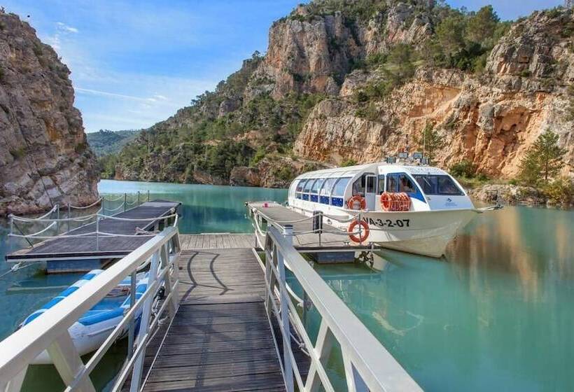 فندق Balneario De Cofrentes