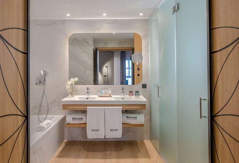 هتل Barcelo  Caceres V Centenario