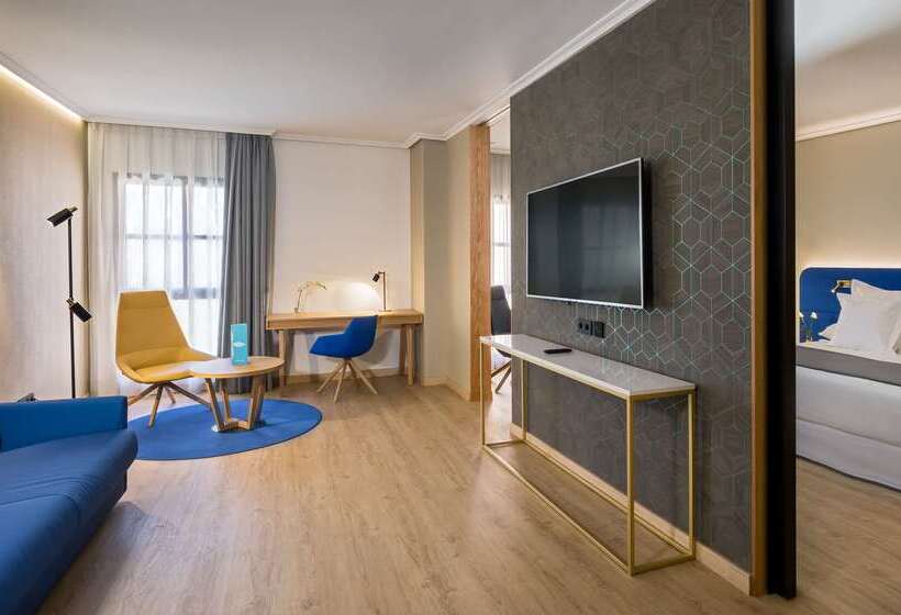 هتل Barcelo  Caceres V Centenario