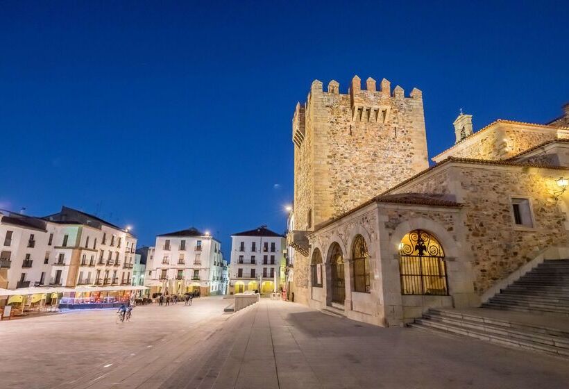 هتل Barcelo  Caceres V Centenario