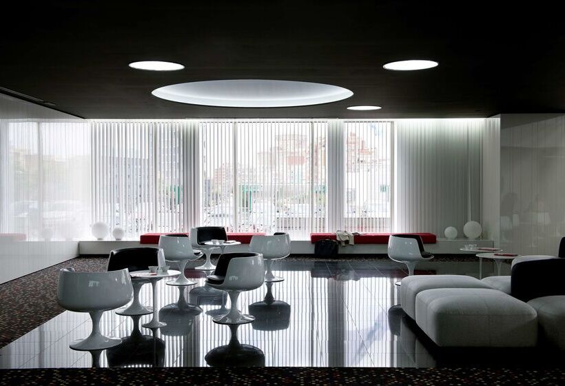 Отель Barcelo Sants