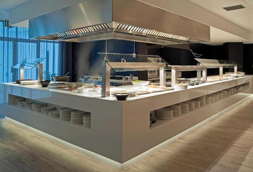 호텔 Bernat II  4* Sup