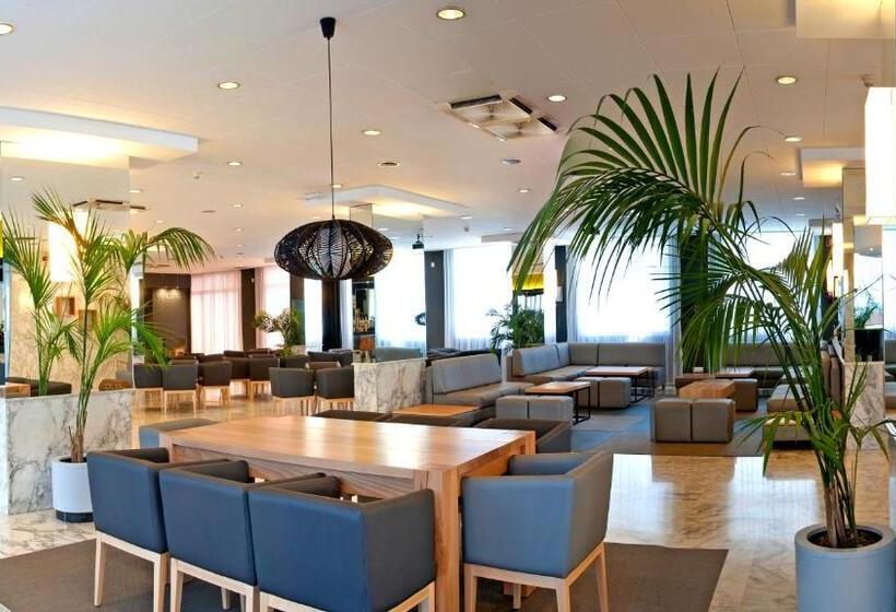 호텔 Bernat II  4* Sup