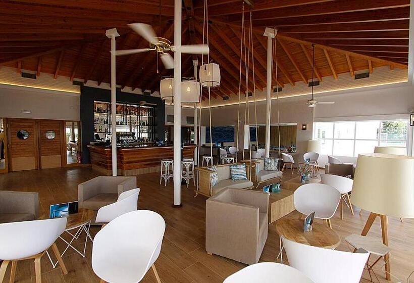 هتل Bg Rei Del Mediterrani