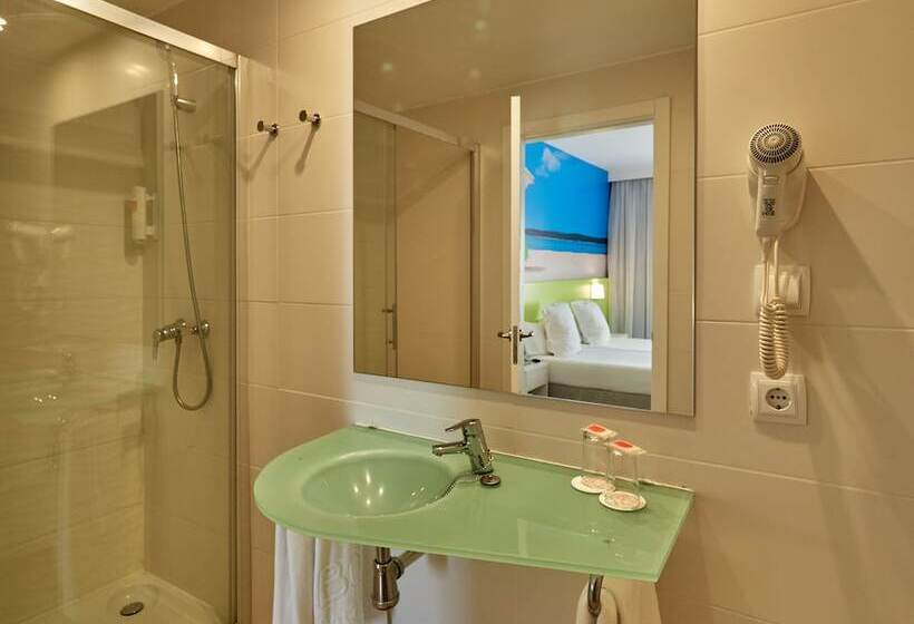 ホテル Bq Carmen Playa Adults Only