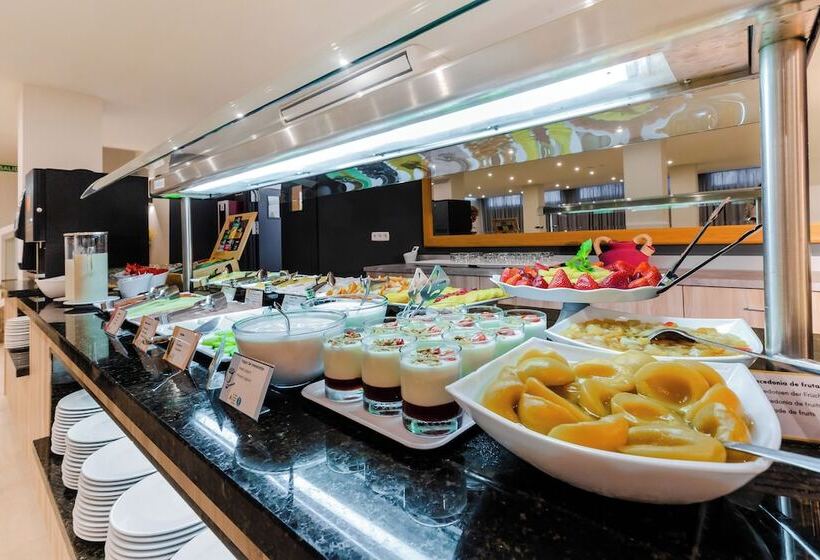 בית מלון כפרי Cabot Playa Grande - Adults Only