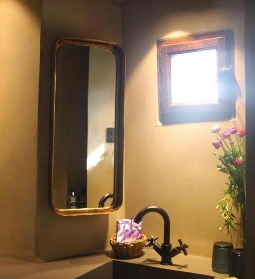 Отель Can Barrina