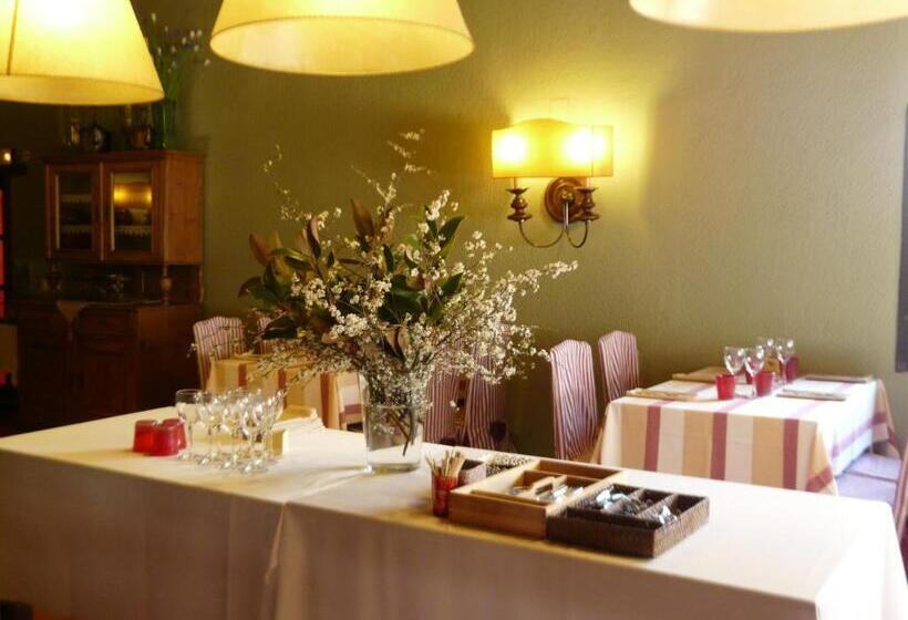 Отель Can Barrina