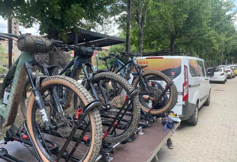 בית מלון כפרי Can Pamplona