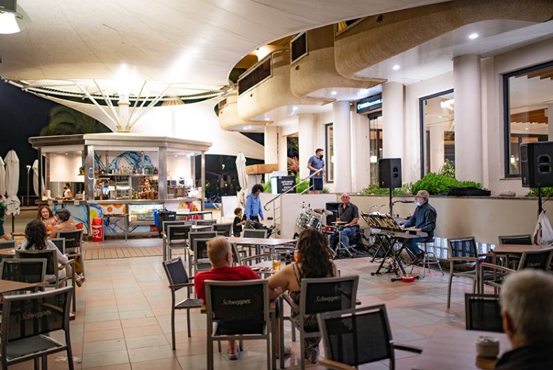 Caprici Beach Hotel & Spa