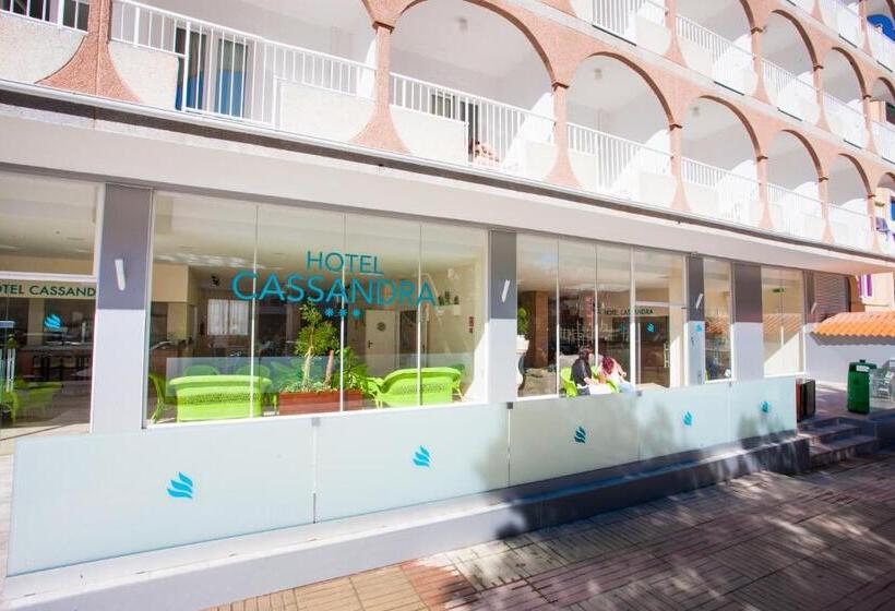 هتل Cassandra
