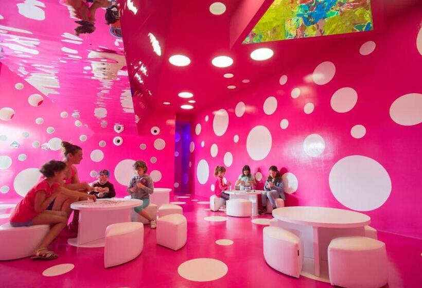 בית מלון כפרי Castell Dels Hams