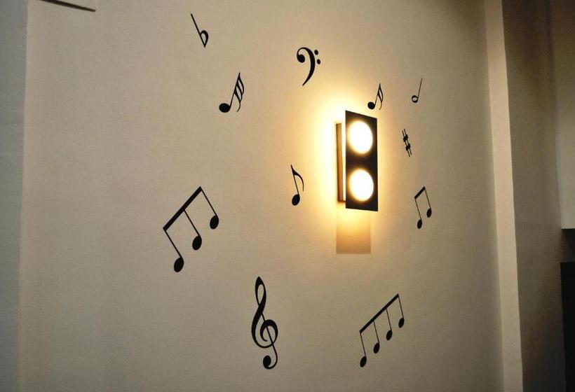 فندق Valencia De La Música