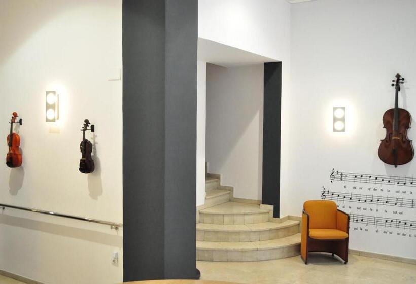 فندق Valencia De La Música