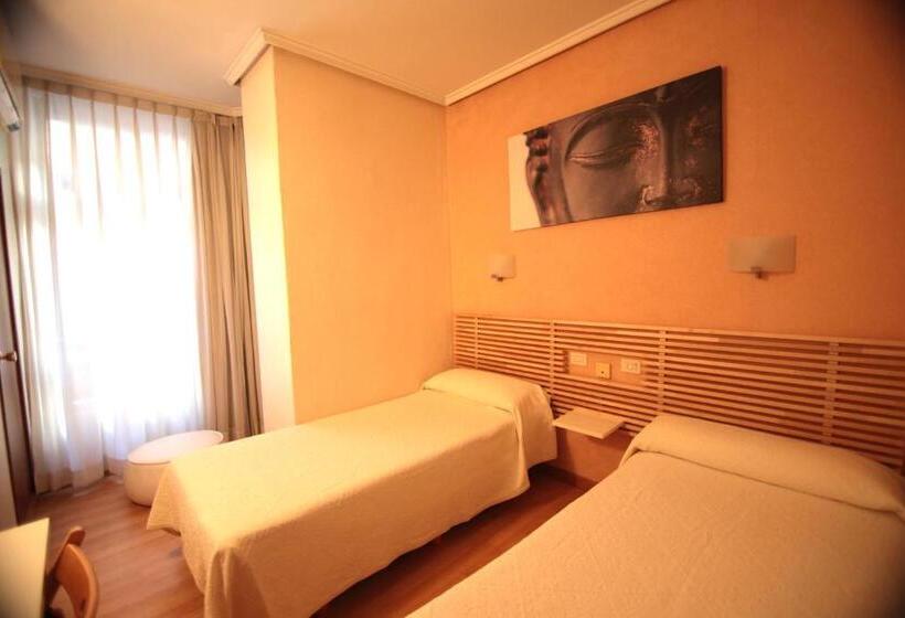 فندق Valencia De La Música