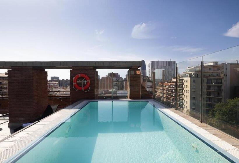 Отель Catalonia Albeniz