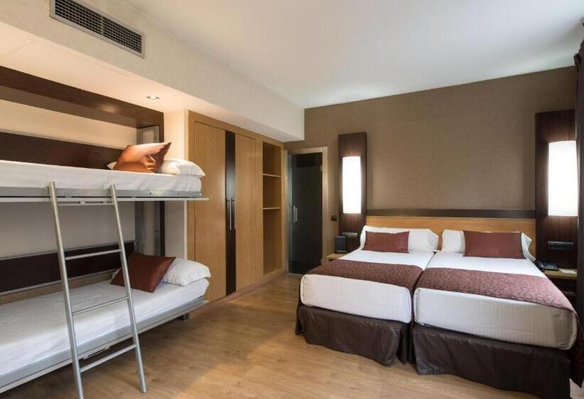 Отель Catalonia Atenas